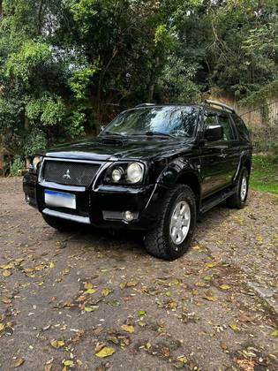 MITSUBISHI PAJERO 2.5 HD 4X4 8V TURBO INTERCOOLER DIESEL 4P MANUAL MITSUBISHI PAJERO 2.5 HD 4X4 8V TURBO INTERCOOLER DIESEL 4P MANUAL